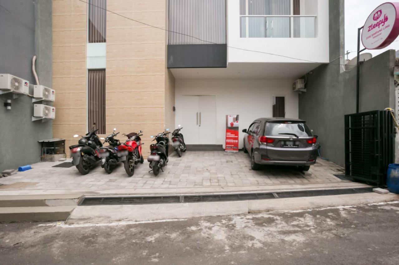 Reddoorz Syariah Near Lapangan Pancasila Simpang Lima Hostel Semarang Kültér fotó